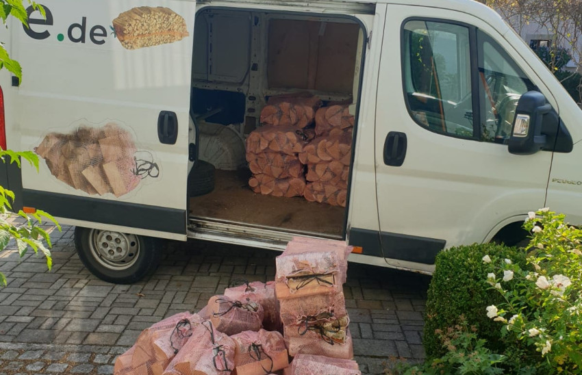 Where to Buy Affordable Firewood with Home Delivery in Germany?